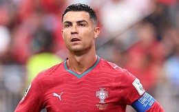 Ronaldo "tịt ngòi", Bồ Đào Nha chơi tẻ nhạt bị CHDC Congo cầm hoà 1-1
