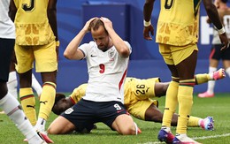 Harry Kane sút "bay" cơ hội lập công, ôm đầu bất lực nhìn tuyển Anh bị Ghana cầm hoà 0-0