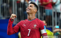 Bồ Đào Nha 5-0 Uzbekistan: Ronaldo toả sáng rực rỡ với cú đúp sắc bén, lập kỉ lục "vô tiền khoáng hậu" ở World Cup