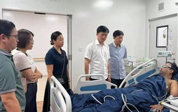 Bệnh viện Chợ Rẫy trong đêm cử bác sĩ hỗ trợ cứu nạn nhân vụ lật ca nô ở Phú Quốc