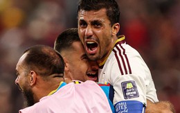 Từ trận hòa bị chê cười với Cape Verde đến cỗ máy bất khả chiến bại vào chung kết World Cup: Tây Ban Nha khiến cả thế giới phải ngỡ ngàng
