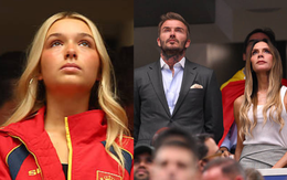 Tiểu thư Harper Beckham khoe visual sáng bừng, chiếm trọn "spotlight" trên khán đài khi cổ vũ Tây Ban Nha đấu Pháp
