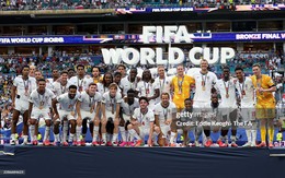 Hành trình giành hạng 3 World Cup sóng gió của tuyển Anh: Từ mất trộm đồ, tranh cãi nảy lửa đến cảm xúc vỡ oà