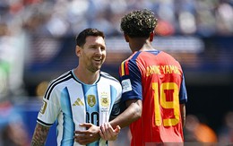 Messi gặp lại Lamine Yamal sau 19 năm: Hai chú cháu cười nói vui vẻ giữa trận World Cup căng thẳng