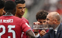 HLV Bồ Đào Nha từ chức, vẫn bảo vệ Ronaldo đến cùng