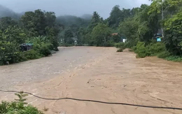 Mưa lớn, hơn 3.000 người ở 7 bản vùng sâu Nghệ An bị chia cắt