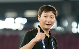 Vợ HLV Kim Sang-sik muốn sang Việt Nam sống, ông Kim trêu: “Giá nhà ở Hà Nội cao quá, chưa mua được”