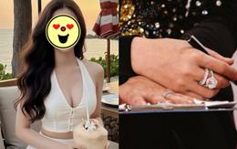 Chiếc nhẫn kim cương 50 tỷ đồng của sao nữ Vbiz