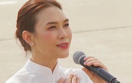 Một tà áo dài trắng cùng "Tổ quốc trong tim", Mỹ Tâm có luôn khoảnh khắc để đời ngày 2/9
