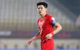 Đình Bắc - 22 tuổi đeo băng đội trưởng đội tuyển Việt Nam