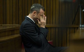 Oscar Pistorius "gặp nạn" bởi chính người biện hộ của mình