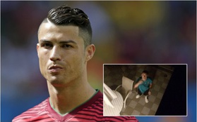 Ronaldo lại "đốn" tim fan khi đối xử tốt với kẻ đột nhập phòng riêng