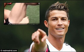 Cristiano Ronaldo khoe bắp chân khủng trước trận gặp MU