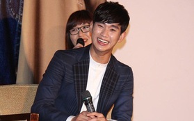 Fan Đài “đổ gục” vì nụ cười híp mắt của Kim Soo Hyun