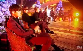 EXO mang hit Giáng sinh nóng hổi lên sân khấu