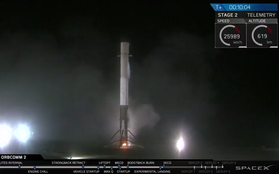 SpaceX hạ cánh thành công tên lửa Falcon 9, bước ngoặt vĩ đại của ngành hàng không vũ trụ