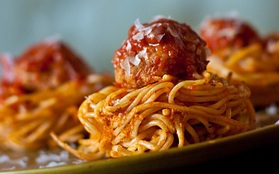 Làm spaghetti ăn bốc chẳng cần đũa dĩa