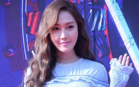 Jessica Jung xinh đẹp yêu kiều giữa dàn sao Hoa - Hàn tại lễ trao giải "V Chart Awards"