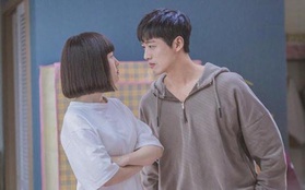 “Beast’s Beauty”: Nam Goong Min sợ hãi nhìn Min Ah gặm bánh xà phòng