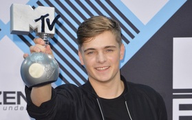 Martin Garrix vượt mặt Calvin Harris và The Chainsmokers thắng lớn tại EMA 2016