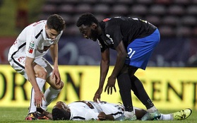 Tuyển thủ Cameroon qua đời vì đột quỵ trên sân