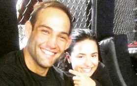 Demi Lovato bí mật hẹn hò võ sĩ điển trai sau khi kết thúc mối tình 6 năm