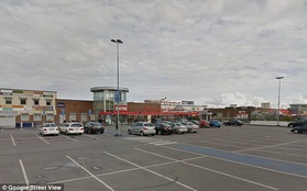 Thụy Điển: Nổ súng tại một trung tâm thương mại, nghi phạm vẫn đang lẩn trốn