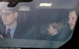 Hoàng tử bé đáng yêu cùng cha mẹ tới Cung điện Buckingham để ăn tối Giáng sinh với Nữ hoàng