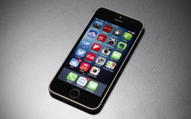 Vì sao Apple đột nhiên trình làng iPhone 4 inch mới?