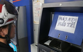 Phát điên với máy ATM lại hết tiền