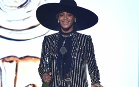 Beyoncé được vinh danh là Biểu tượng thời trang năm 2016