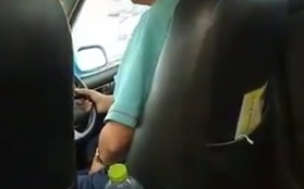 Thái Lan: Nữ hành khách kinh hãi khi chứng kiến tài xế taxi vừa lái xe vừa thủ dâm