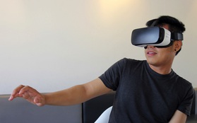 Xem video người dùng lần đầu thử Samsung Gear VR: Ảo, Đã, nhưng cần Gọn hơn