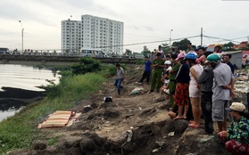 TP. HCM: Bạn bè khóc thương nam thanh niên bị rơi xuống kênh chết đuối khi đi vệ sinh