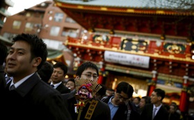Vấn nạn tại Nhật Bản: Gần một nửa thanh niên vẫn còn trinh
