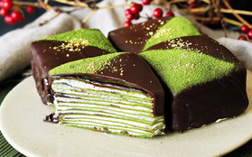 Bạn muốn thử làm crepe ngàn lớp vị matcha hình... vuông không?