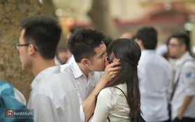 Nụ hôn của học sinh Phan Đình Phùng trong ngày chia tay thời học sinh