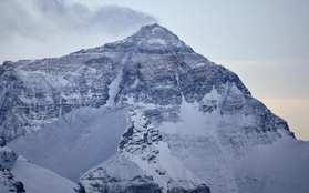 Đỉnh Everest có thực sự là nóc nhà của thế giới?