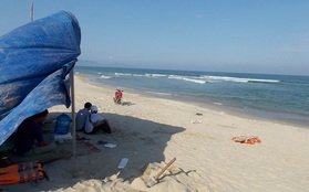 Quảng Nam: Một nam thanh niên bị sóng biển cuốn mất tích