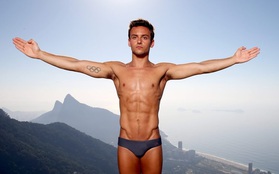 Mỹ nam đồng tính Tom Daley thiết kế trang phục đặc biệt để tránh... "lộ hàng"