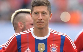 Tiền đạo điển trai Robert Lewandowski và quá khứ trộm xe, "troll" cảnh sát