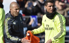 Zidane tận tình “phục vụ” Ronaldo trong buổi tập đầu tiên