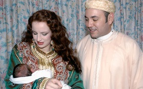 Vì tình yêu với một cô gái thường dân, Vua Morocco đã thay đổi Hiến pháp của cả quốc gia