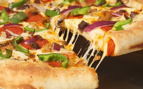 Công thức bánh pizza viền phô mai béo ngậy vừa thổi vừa ăn