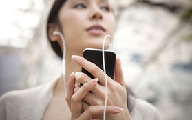 Để bảo vệ đôi tai của bạn, hãy làm ngay 5 điều này khi nghe nhạc trên smartphone
