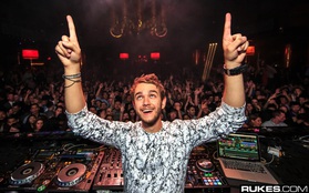 Zedd tiếp nối Chainsmokers tung track Future Bass cực bắt tai