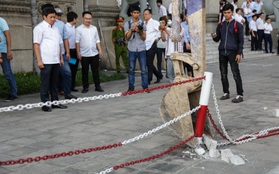 Hàng rào trên vỉa hè của Ngân hàng nhà nước bị Phó chủ tịch quận 1 phá bỏ