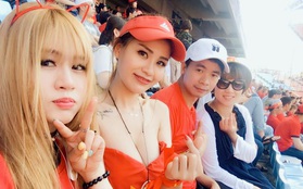 Fan nữ Việt Nam gây sốt trên khán đài World Cup vì quá sexy