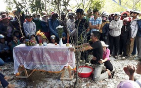 Vụ bé trai 6 tuổi mất tích tại Quảng Bình: "Cái chết của cháu bé rõ ràng không bình thường"