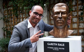 Tác giả bức tượng Ronaldo vừa tạc tượng cho Gareth Bale